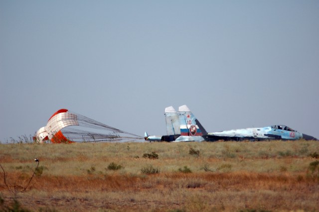 35408 Су-27П №10 – 25.06.2002 передан из 54 иап, на 25.11.2005 налёт СНЭ 868 ч, в 2009 г. передан в Хотилово.jpg